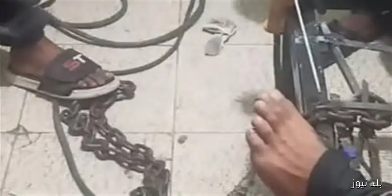 الأمن يتدخل بعد تقييد أب لنجله بسلسلة حديدية بسبب تعاطيه المخدرات في مساكن عثمان