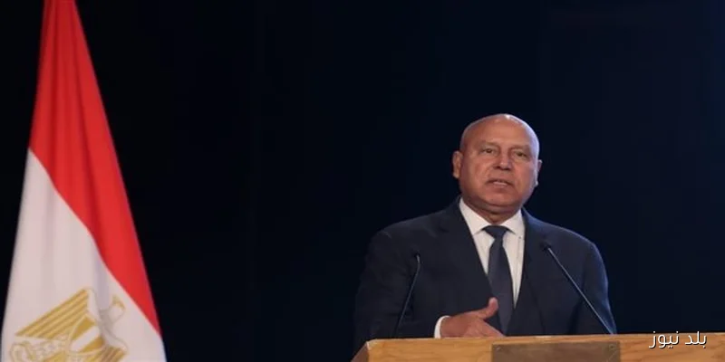 الوزير يؤكد استمرار تشغيل المصانع داخل الأحوزة العمرانية مع ضرورة الالتزام بخطط تصحيحية لتجديد التراخيص