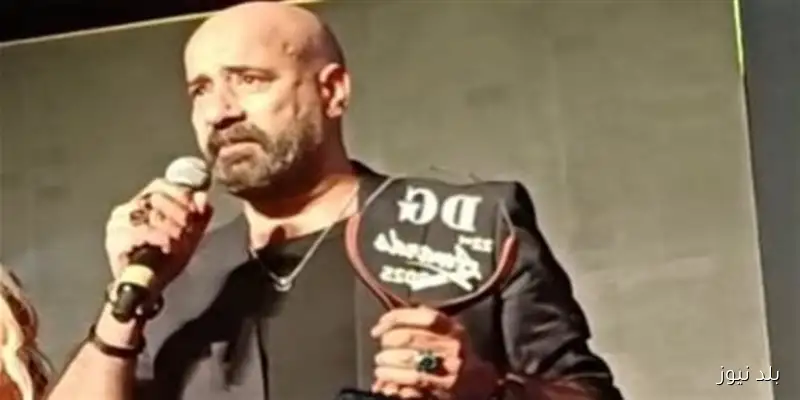 محمد سعد ي dedicates his award at the Dheer Guest ceremony to the late director Samah Abdel Aziz روحك حاضرة