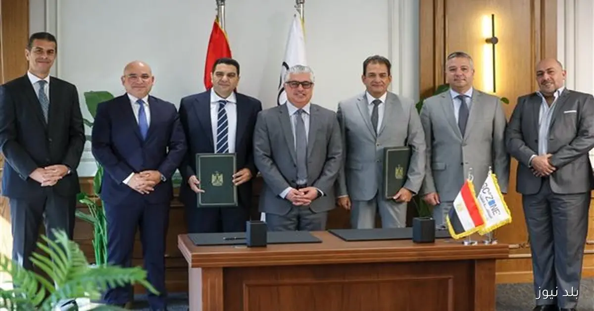 رئيس اقتصادية قناة السويس يشهد توقيع عقد مشروع شركة الأهرام للكيماويات في السخنة باستثمارات 10 ملايين دولار