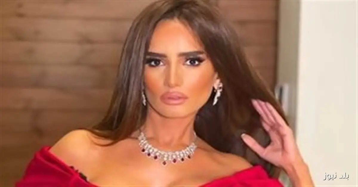 زينة تعود إلى لوكيشن التصوير لاستكمال أعمالها الفنية بعد تعرضها للإصابة