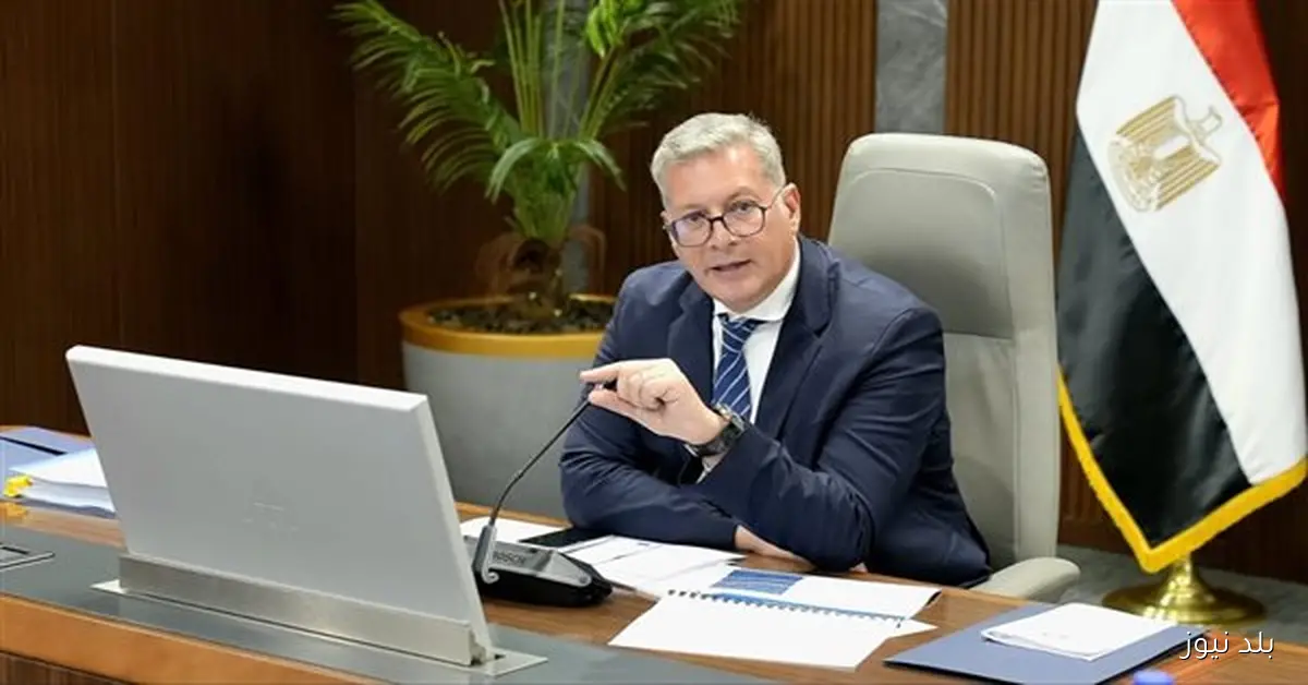 تكليفات وزير البترول لضمان حقوق العمالة المؤقتة وتطبيق الحد الأدنى للأجور