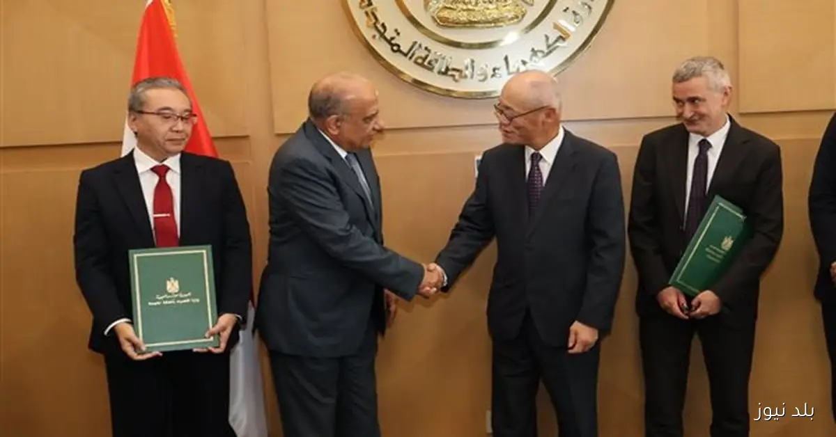 مصر توقع اتفاقية لإنشاء محطة طاقة شمسية وتخزين كهرباء بالغردقة لإنتاج 48 ألف ميجاوات سنوياً