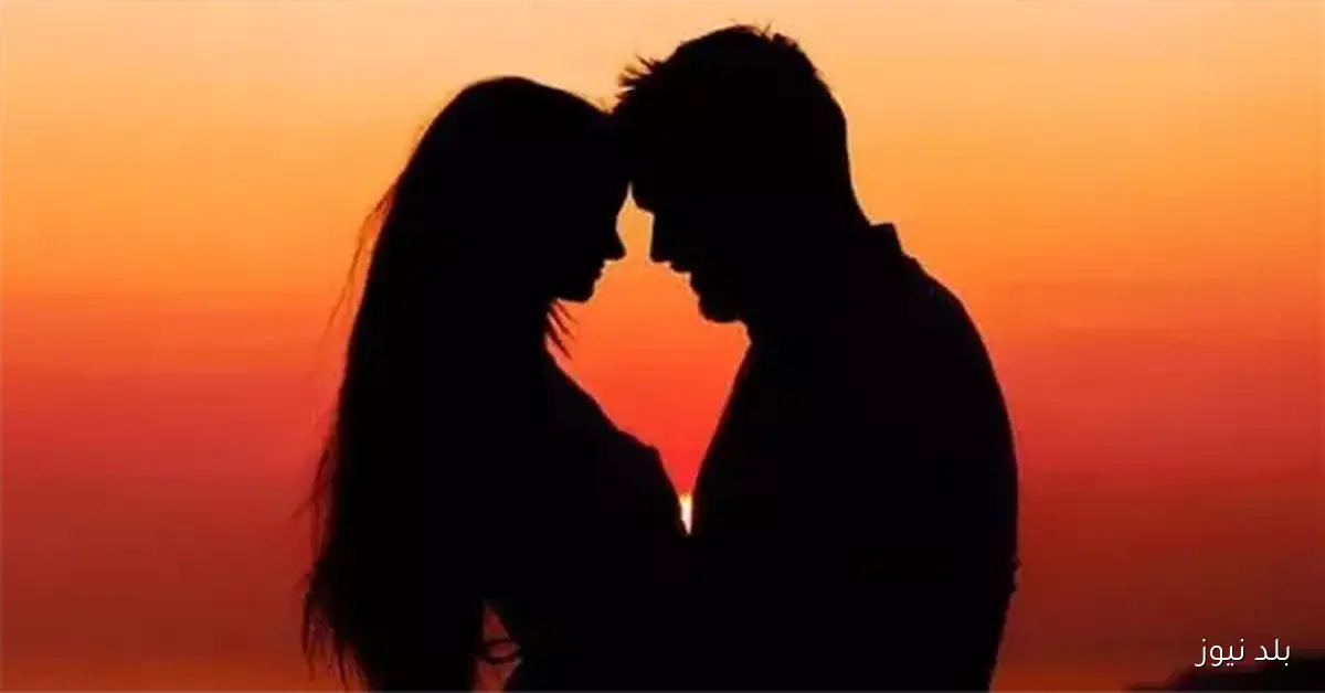 نجمة ترتبط بشاب من خارج الوسط الفني بعد انفصالها عن زوجها الفنان مؤخرًا وتستعد للإعلان قريبًا