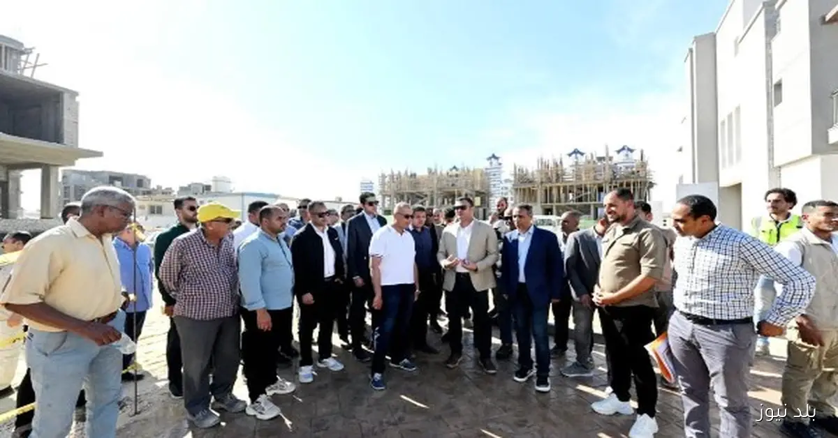 وزير الإسكان يتفقد مشروع أبراج الداون تاون وكوبري C19 بمدينة العلمين الجديدة