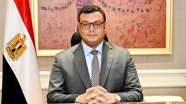 وزير الإسكان يتفقد مشروعي M8 by the lake وتوصيل المياه لبحيرة نيو مارينا