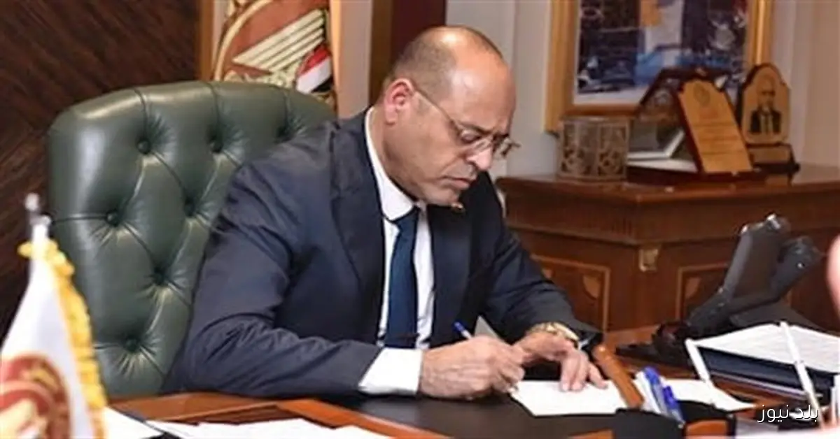 وزير العمل يوقف نشاط 10 شركات لإلحاق العمالة بالخارج لمخالفتها أحكام القانون