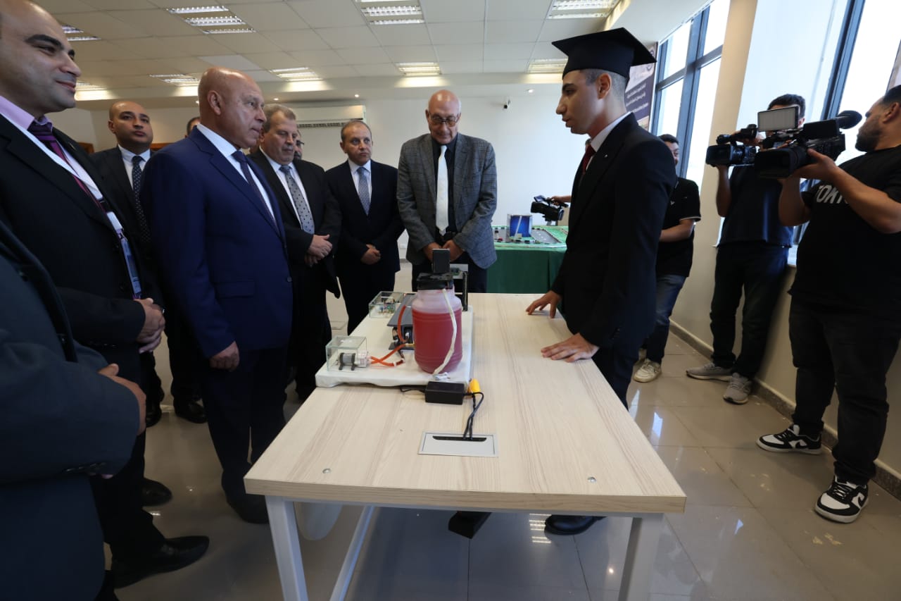 وزير النقل (7) وزير النقل (7)