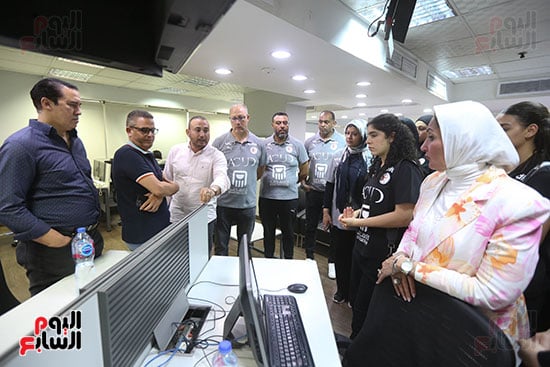 منتخب ناشئات اليد يزور الخبر الآن (9)