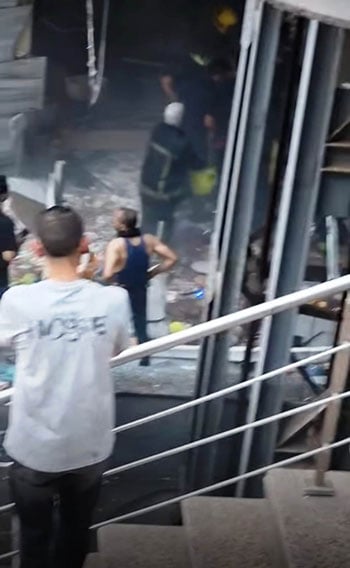 آثار حريق محل هدايا داخل مول أربيلا بلازا بالتجمع (13) آثار حريق محل هدايا داخل مول أربيلا بلازا بالتجمع (13)