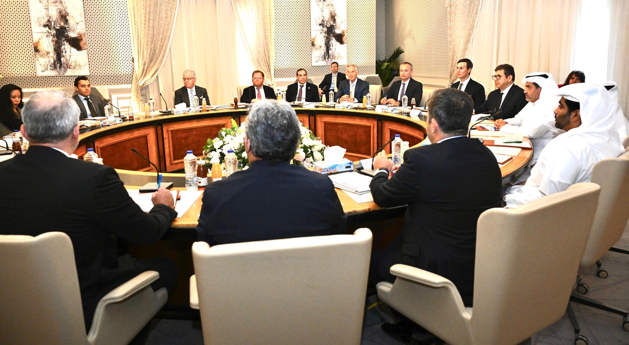 اجتماع الوسطا اجتماع الوسطا