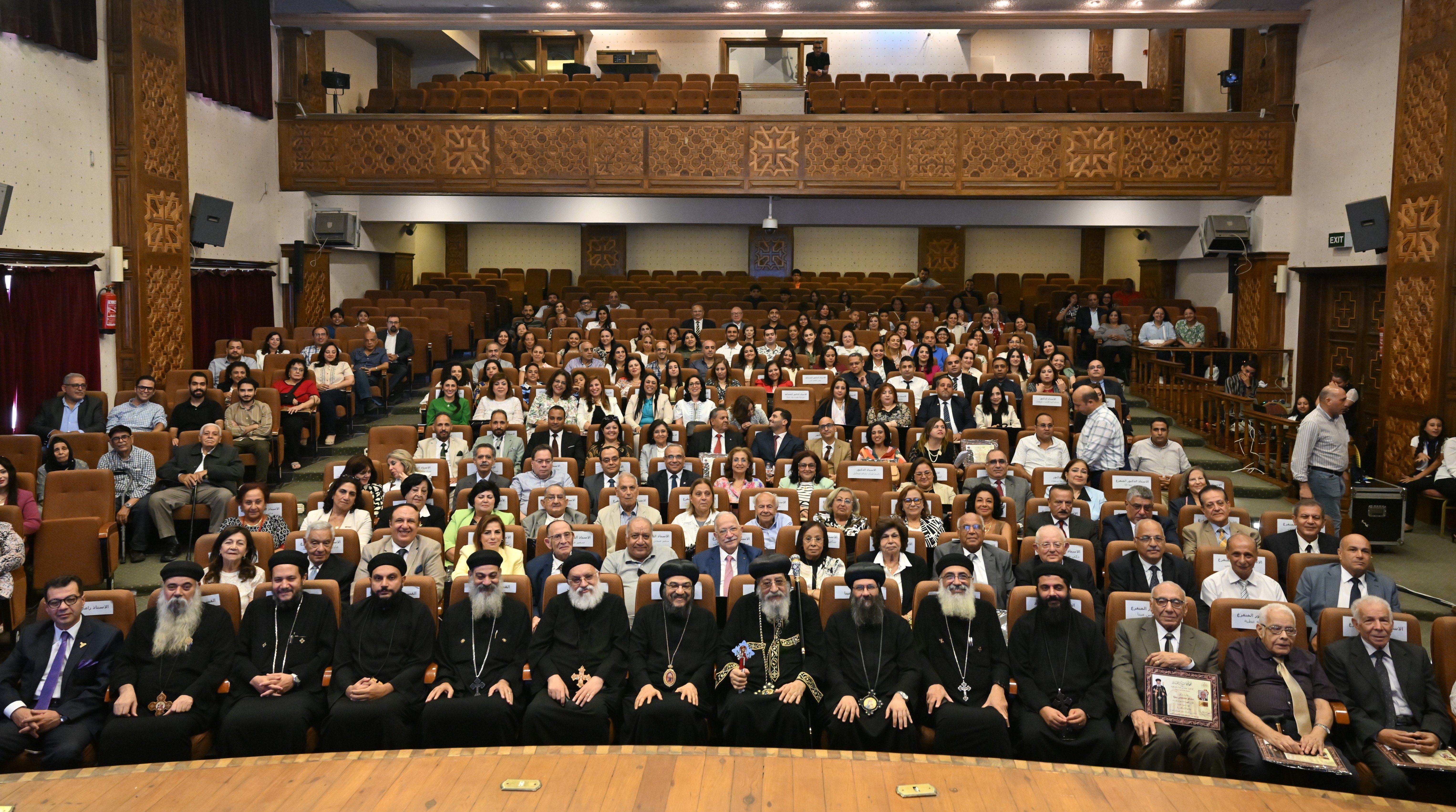 البابا تواضروس يلتقى أساتذة جامعة الإسكندرية (4) البابا تواضروس يلتقى أساتذة جامعة الإسكندرية (4)