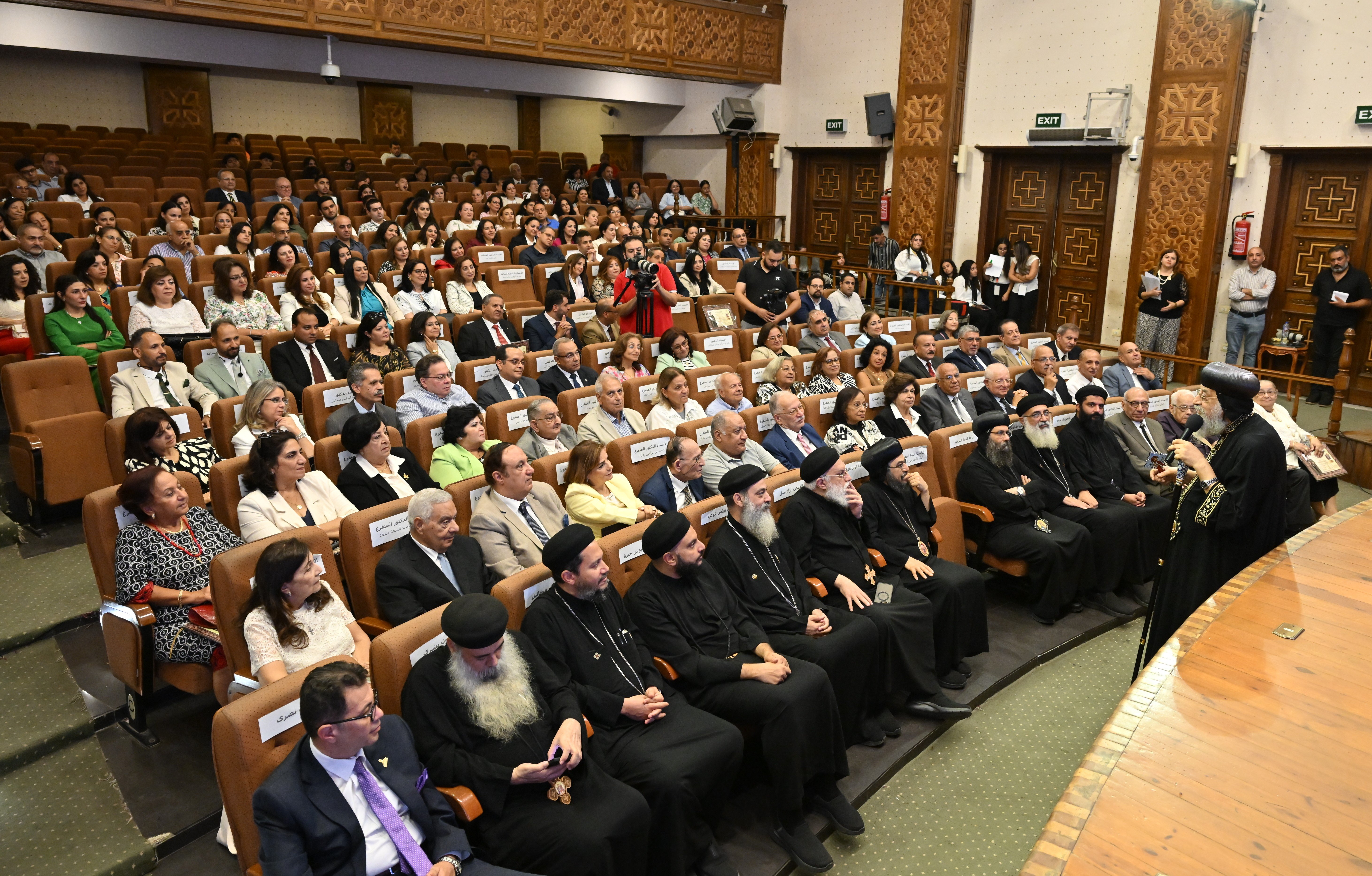 البابا تواضروس يلتقى أساتذة جامعة الإسكندرية (5) البابا تواضروس يلتقى أساتذة جامعة الإسكندرية (5)
