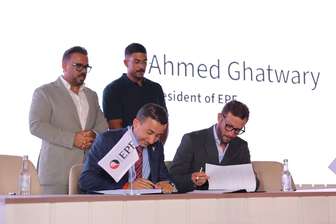 توقيع تشييد أول كمبوند على البحر بالإسكندرية (2) توقيع تشييد أول كمبوند على البحر بالإسكندرية (2)