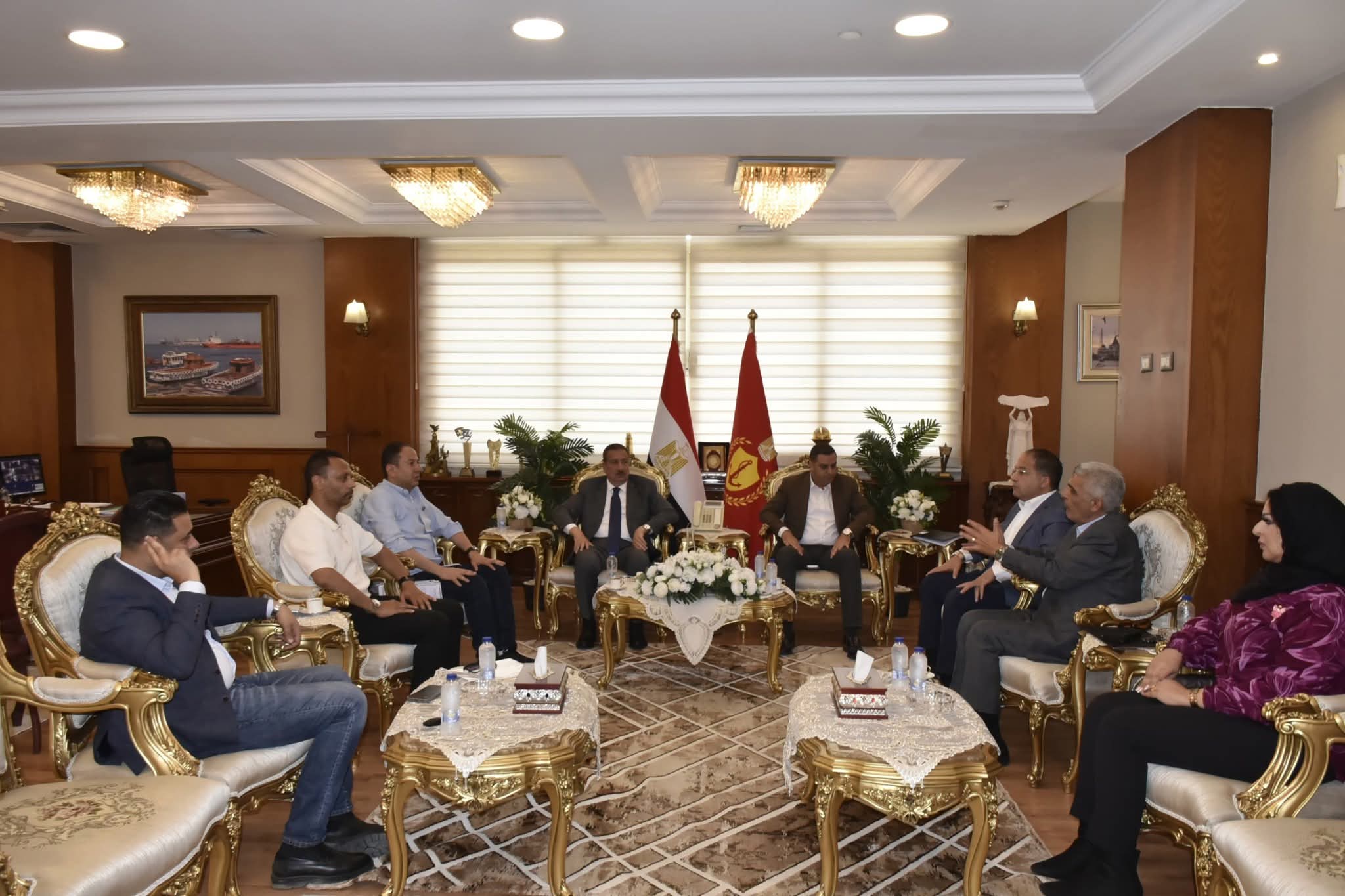 النواب والمحافظ النواب والمحافظ