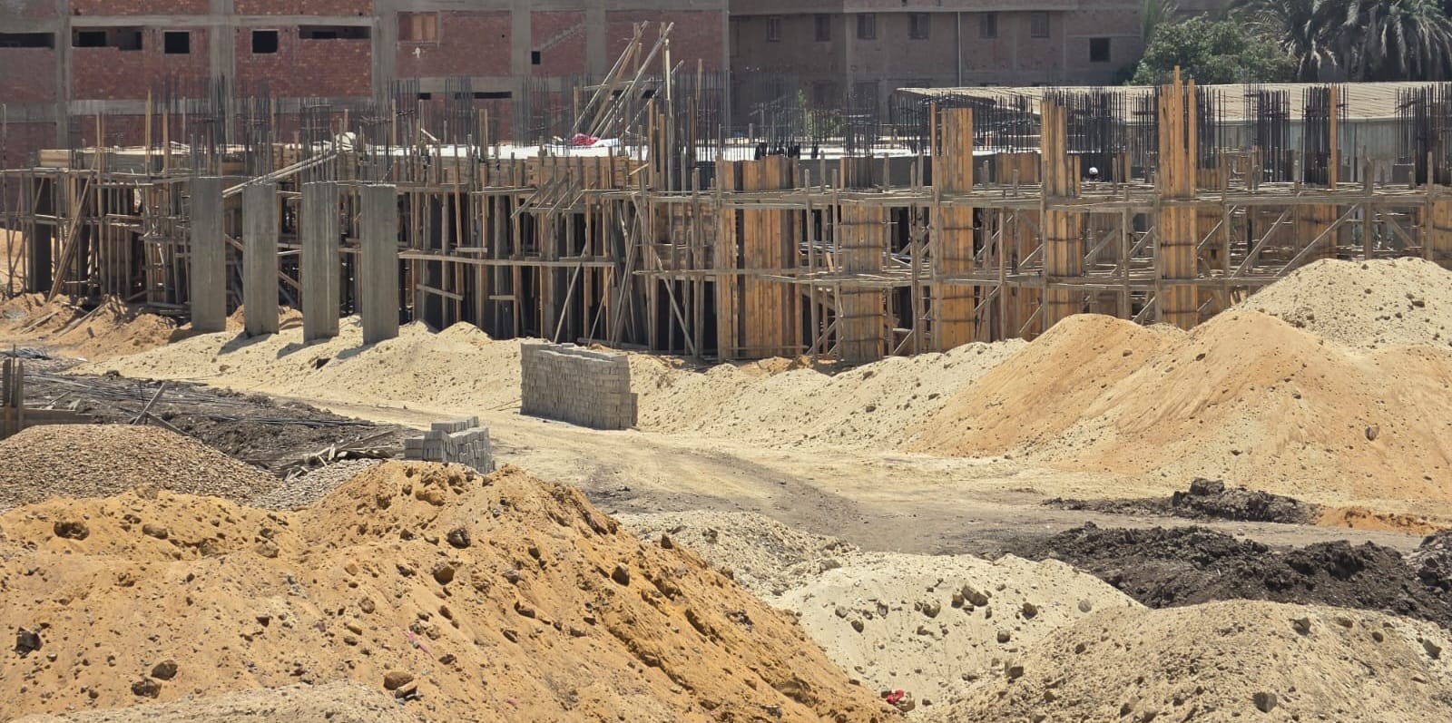 إنشاء مجمع مدارس جديد إنشاء مجمع مدارس جديد