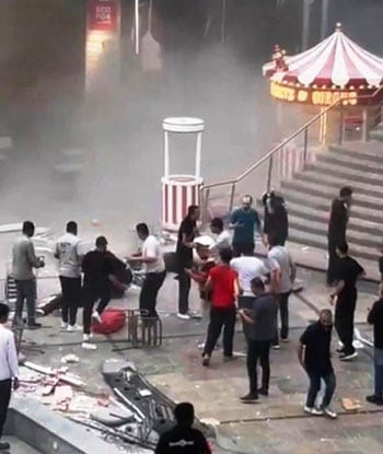 آثار حريق محل هدايا داخل مول أربيلا بلازا بالتجمع (1) آثار حريق محل هدايا داخل مول أربيلا بلازا بالتجمع (1)