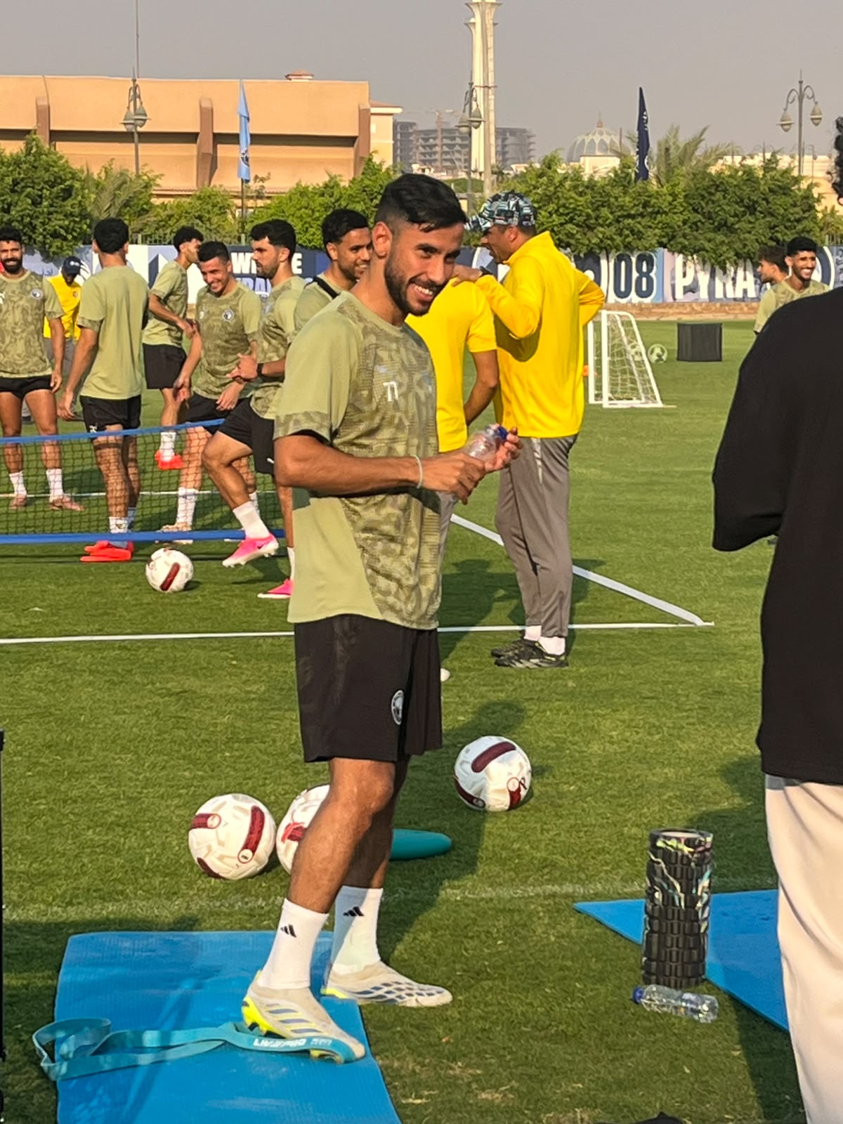ناصر ماهر فى مران بيراميدز  (1)