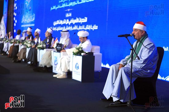 بدء المؤتمر بالقران الكريم