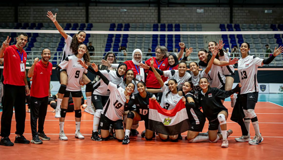منتخب ناشئات الطائرة